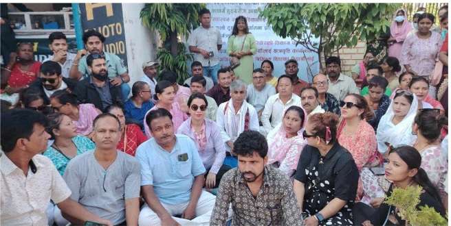 कोशी प्रदेशका पूर्व मुख्यमन्त्री केदार कार्कीद्वारा अनसन सुरु