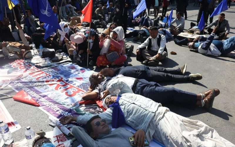 पाथीभरा संरक्षणको माग गर्दै संघर्ष समितिको माइतीघरमा प्रदर्शन ।