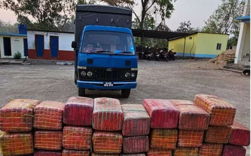 ५ सय ४७ किलोग्राम गाँजा सहित पक्राउ ।