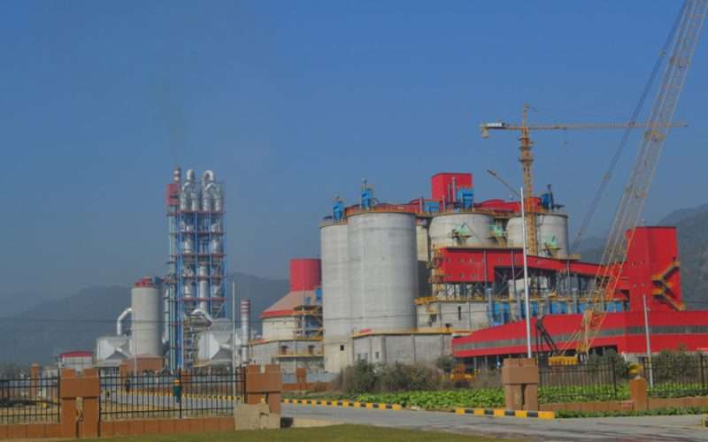 सिमेन्ट उद्योगलाई २४ घण्टा बिजुली आपूर्ति गर्न संघको माग।