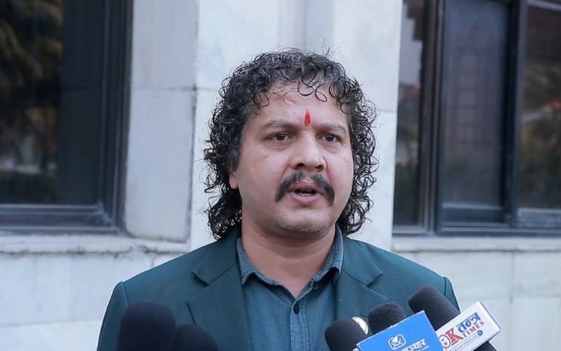 ` ३५ वर्ष देश लुट्नेहरुलाई जेल हाल्ने रविको अन्तिम इक्षा´ हरि ढकाल ।