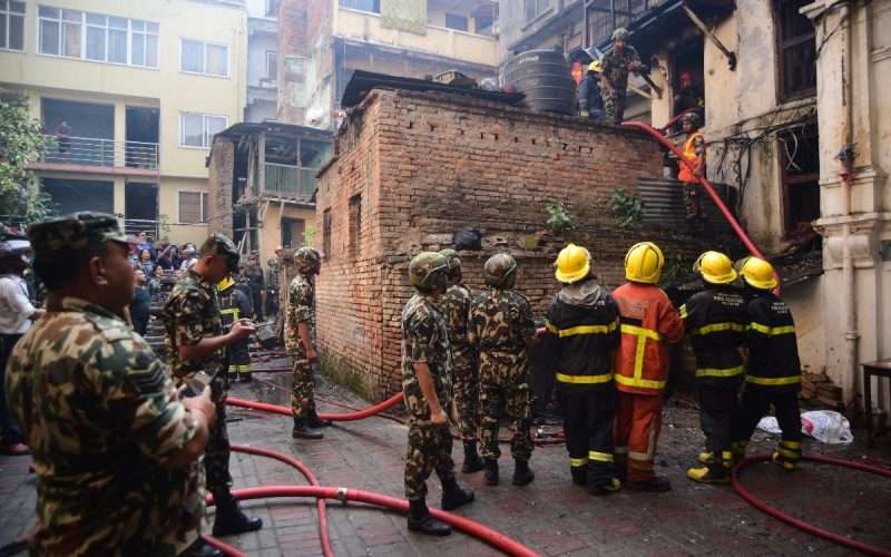 मखनटोलमा लागेको आगो नियन्त्रणमा