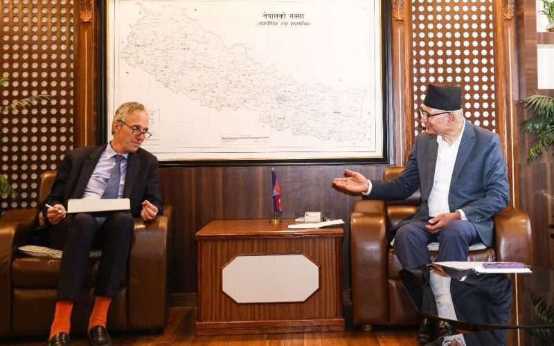 अर्थमन्त्री पौडेल र विश्व बैंकका उपाध्यक्ष राइजरबीच भेटवार्ता
