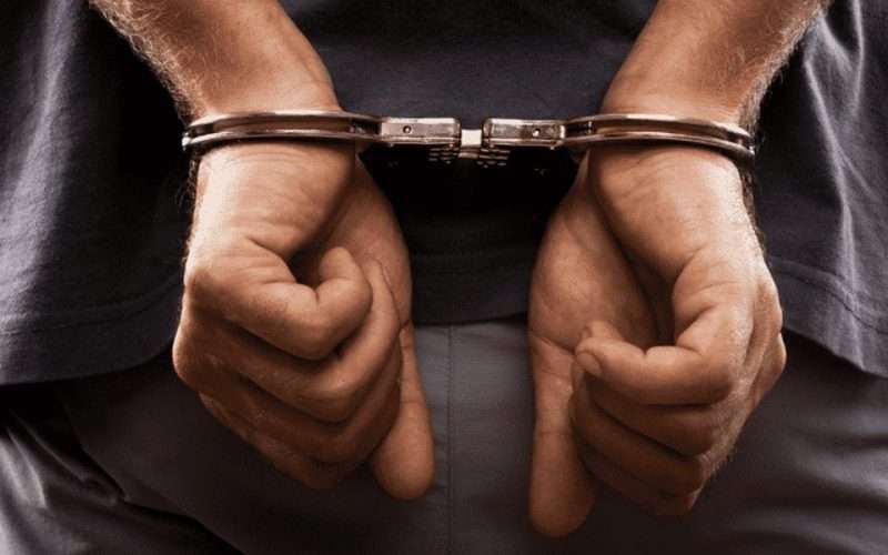 रोमानिया पठाइदिन्छु भन्दै ठगी गर्ने व्यक्ति पक्राउ