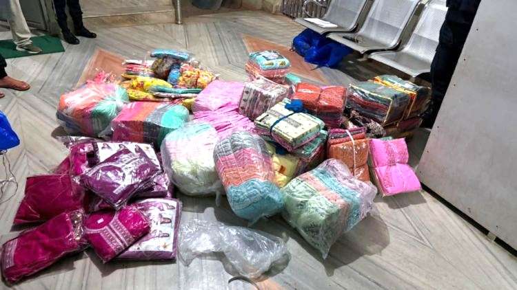 करिब ३ लाख बराबरको अवैध फेन्सी सामान बर्दिया प्रहरीको नियन्त्रण