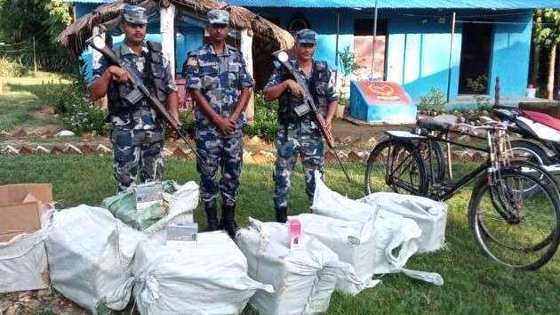 बर्दियामा सशस्त्र प्रहरीको ठूलो सफलता, ४८ लाखको विद्युतीय चुरोट नियन्त्रणमा